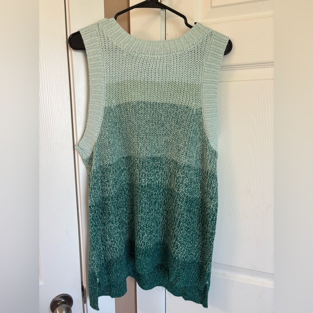 NWOT Green Ombré Sweater